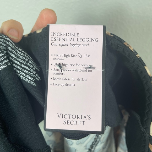 Victoria's Secret Incredible Essential Lace Up Legging Leopard Brown Medium 8 - Picture 9 of 11